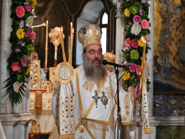 ΤΗΝΟΣ: Χιλιάδες πιστοί για τον εορτασμό της Κοιμήσεως της Θεοτόκου
